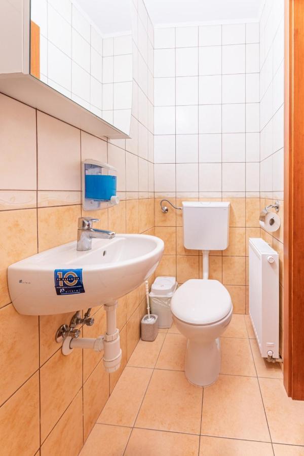 Varazsko Apartman Gyula Extérieur photo